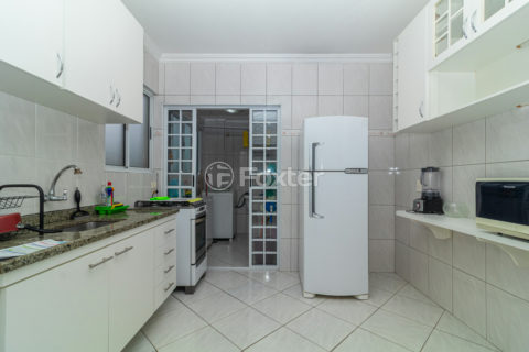 Image 33 - 1028386