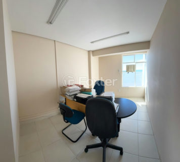 Image 4 - 1028397