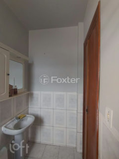Image 9 - 1028418