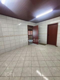 Image 15 - 1028421