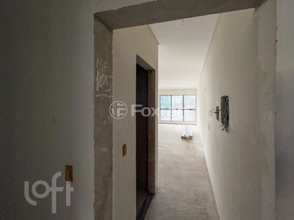 Image 16 - 1028434