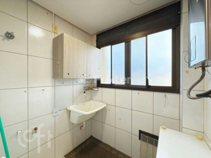Image 37 - 1028474