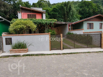 Image 44 - 1028500