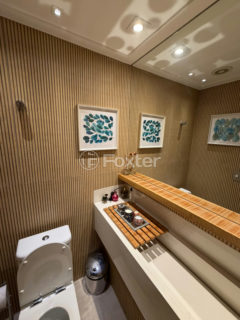 Image 21 - 1028520