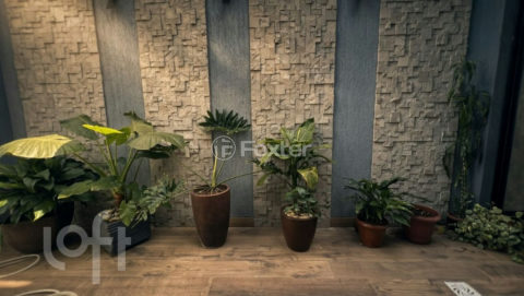 Image 22 - 1028530