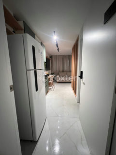 Image 3 - 1028537