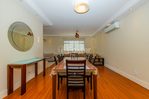 Image 7 - 1028542