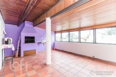 Image 21 - 1028547