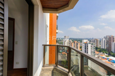 Image 22 - 1028549