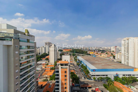 Image 6 - 1028549