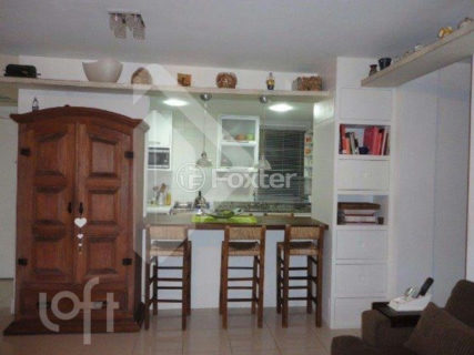Image 5 - 1028560