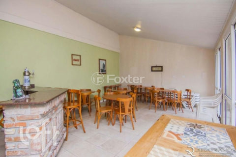 Image 33 - 1028567