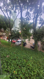 Image 17 - 1028572