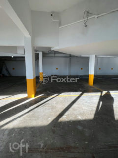 Image 17 - 1028586