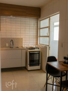 Image 10 - 1028587