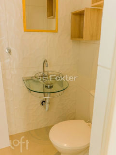 Image 42 - 1028587