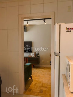 Image 8 - 1028587