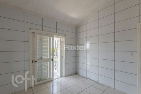 Image 17 - 1028597