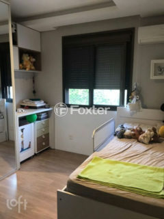 Image 5 - 1028612