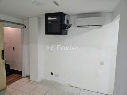 Image 3 - 1028625