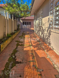 Image 1 - 1028662
