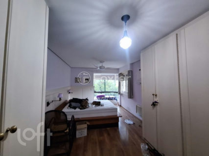 Image 28 - 1028669