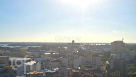 Image 4 - 1028684