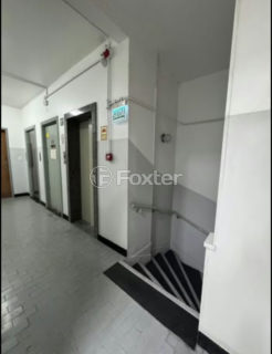 Image 3 - 1028690