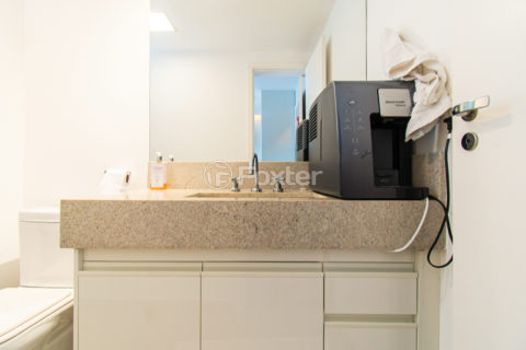 Image 40 - 1028725