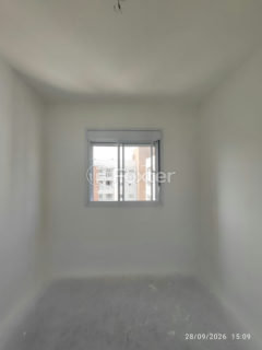 Image 4 - 1028728