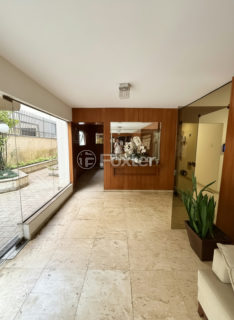 Image 3 - 1028730