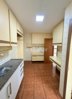 Image 36 - 1028730