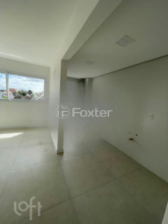 Image 2 - 1028733