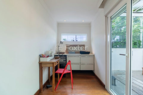 Image 35 - 1028735