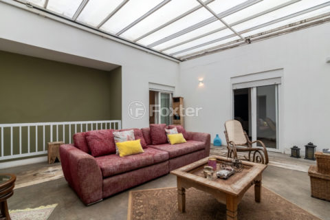 Image 32 - 1028735