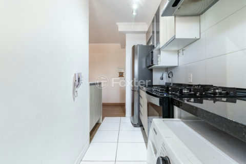 Image 11 - 1028739