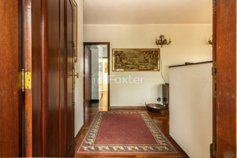 Image 7 - 1028740
