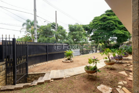 Image 28 - 1028740