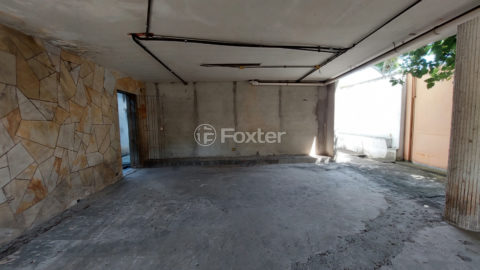 Image 4 - 1028746