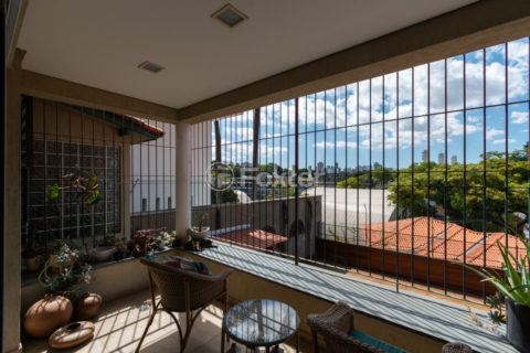 Image 11 - 1028747
