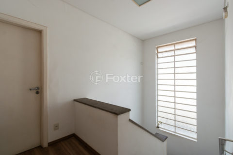 Image 23 - 1028747
