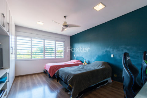 Image 29 - 1028747