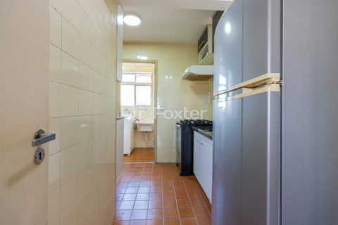 Image 8 - 1028751