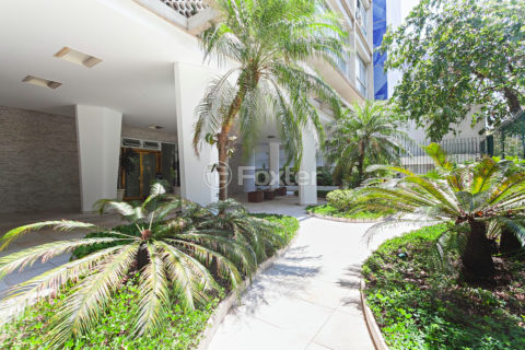 Image 25 - 1028753