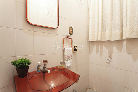 Image 13 - 1028753