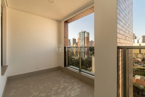 Image 19 - 1028755