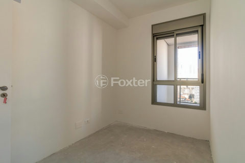 Image 34 - 1028755