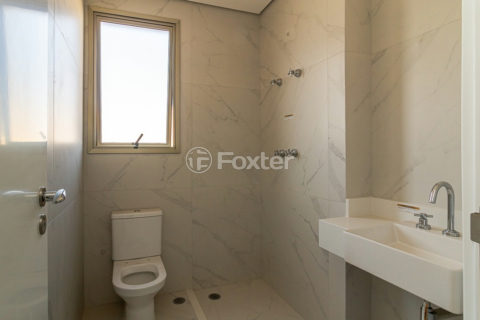 Image 42 - 1028755