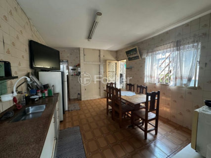 Image 24 - 1028760