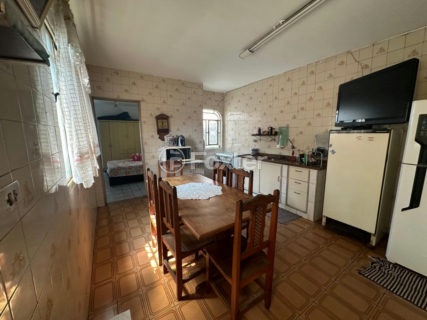 Image 21 - 1028760
